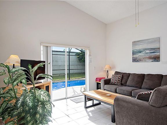 3rd image of 2559 Bear Creek Ct