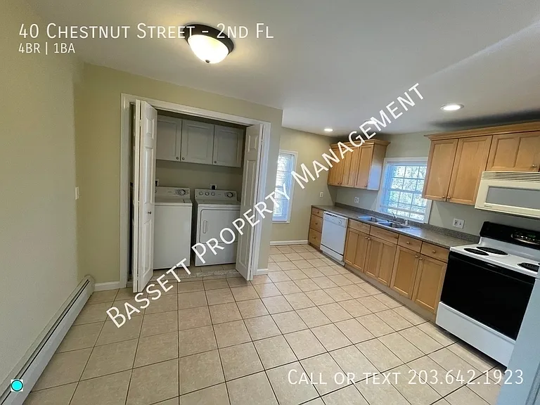 40 Chestnut St #2 — Photo 4