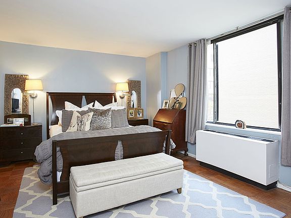 3rd image of 309-321 E 49th St #8E