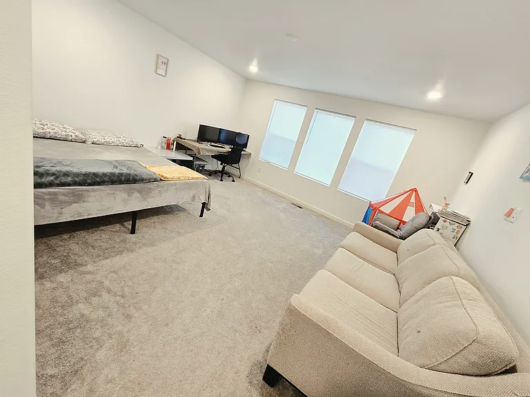 661 Lillibrook Pl — Photo 18