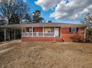 317 Longview Dr, Fayetteville, NC 28311