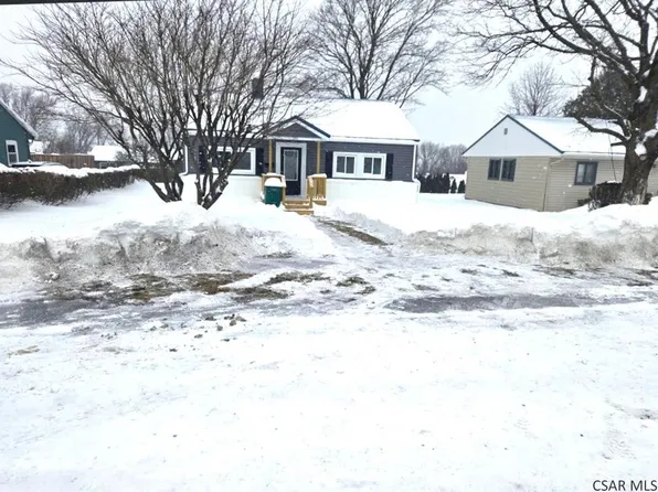 292 Cinema Dr, Johnstown, PA 15905