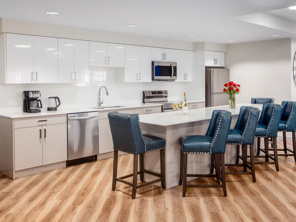 Pelham Junction Apartments