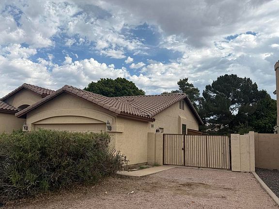 2nd image of 312 W ANGELA Drive