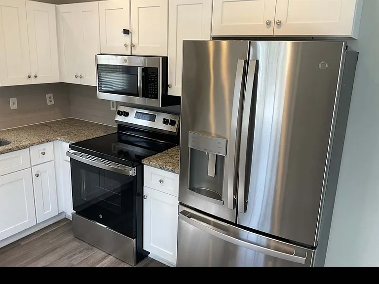 1625 Cranberry Hill Ln — Photo 11