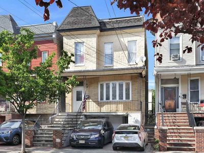 214 Jane St, Weehawken, NJ, 07086