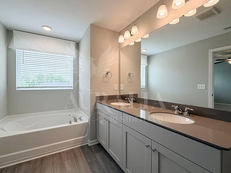 111 Lennei Ln — Photo 27
