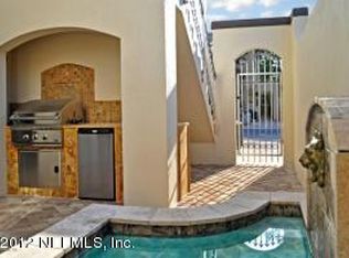 8865 Amalfi Ct, Jacksonville, FL 32217