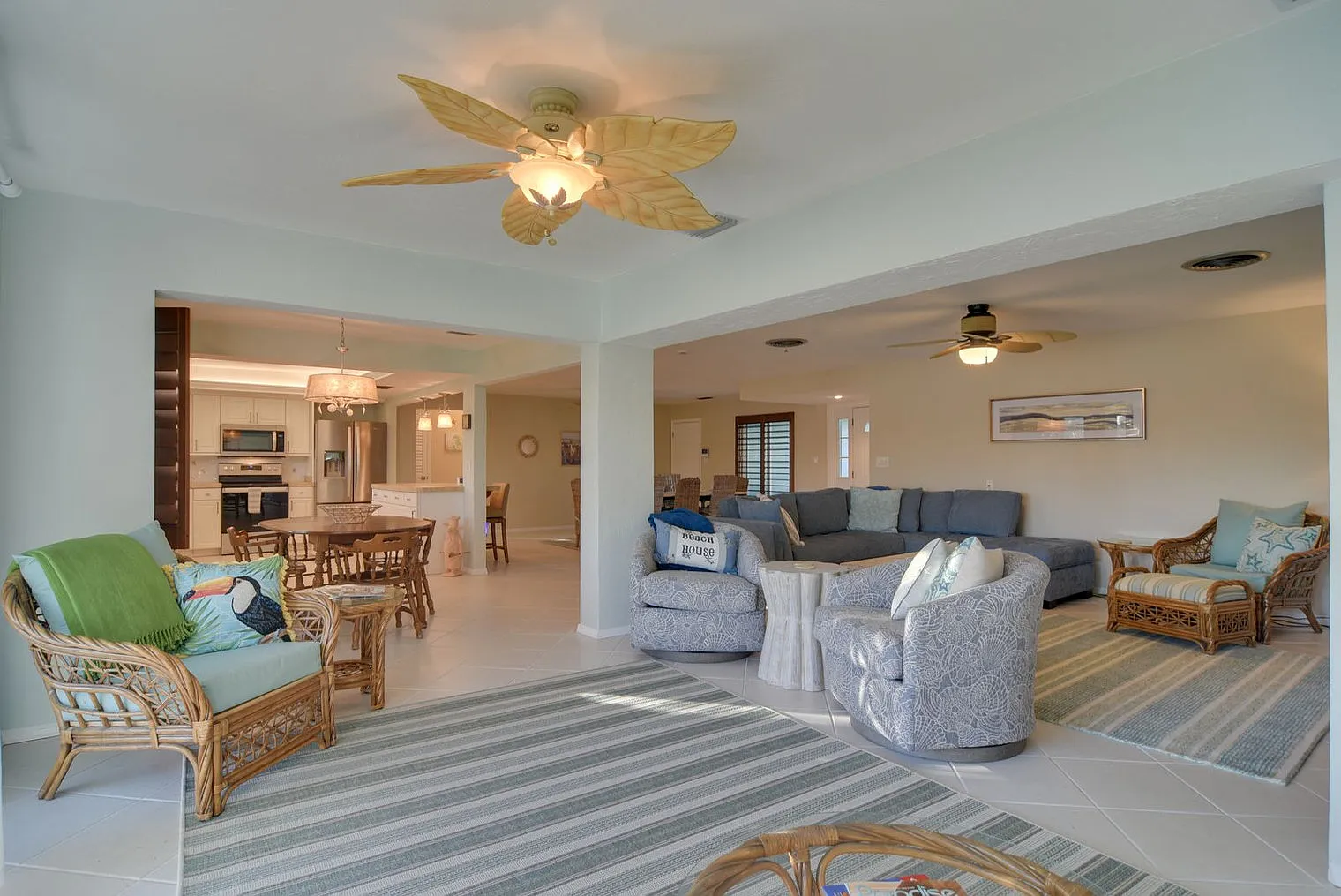3 bed, 2.0 bath, 1894 sqft, $8,178 — Photo 2