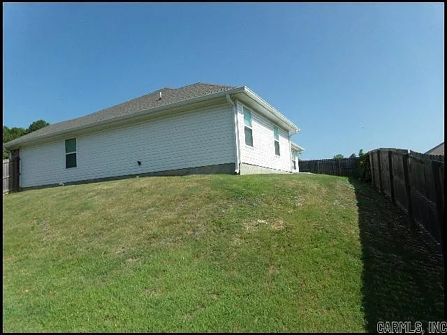 5399 Heritage Valley Dr — Photo 3