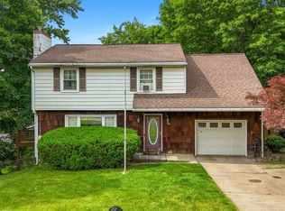 19 Brookside Ave E, Apalachin, NY 13732