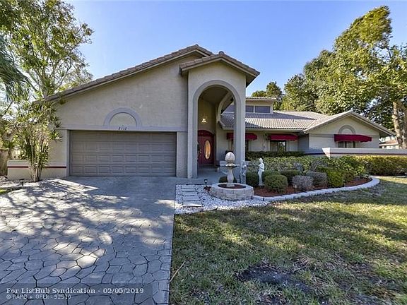 2nd image of 2112 Cherry Hills Way