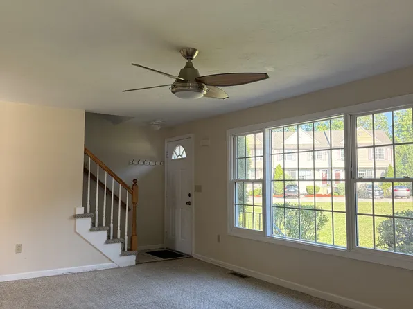 10 Fuller Ave, Attleboro, MA