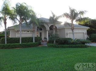 8927 Crown Colony Blvd, Fort Myers, FL 33908