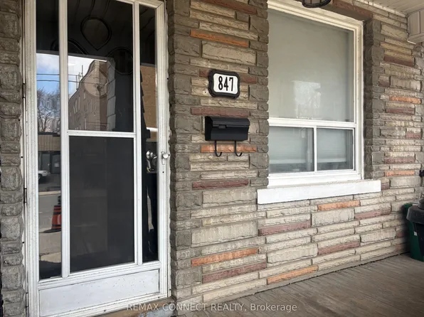 847 Pape Ave, Toronto, ON M4K 3T7