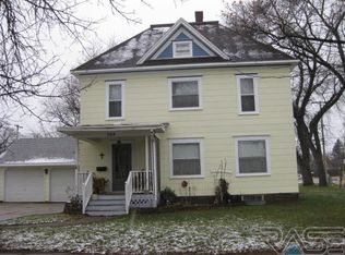 504 5th St SE, Pipestone, MN 56164