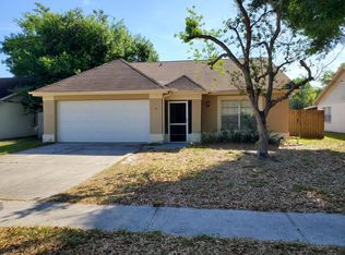 1530 Cobbler Dr, Lutz, FL 33559