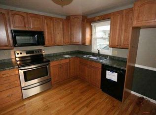 1301 N 10th St, Manitowoc, WI 54220