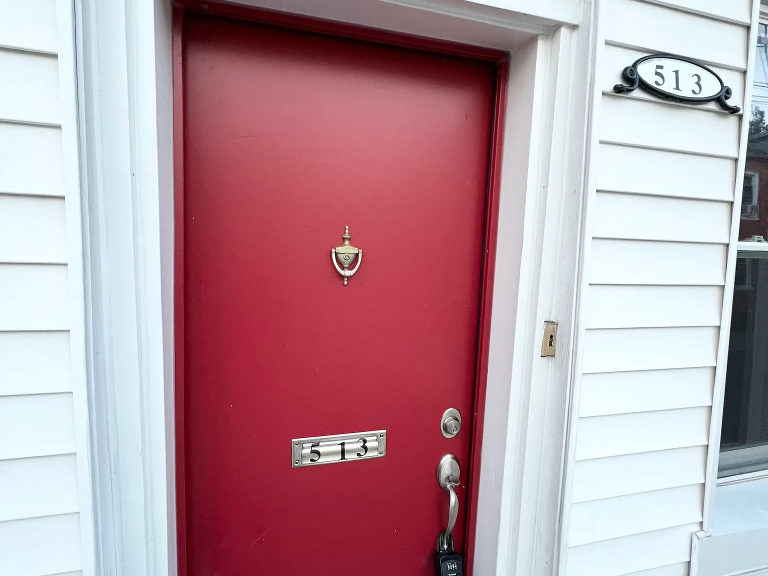 3 bed, 1048 sqft, $1,800 — Photo 3