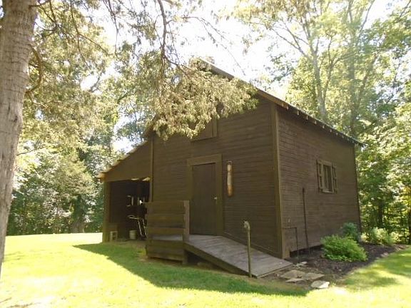 3rd image of 29 Oak Ln