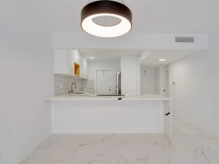 3050 N Palm Aire Dr #505 — Photo 25