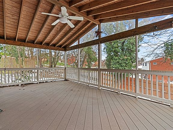 5th image of 414 Sylvania Dr