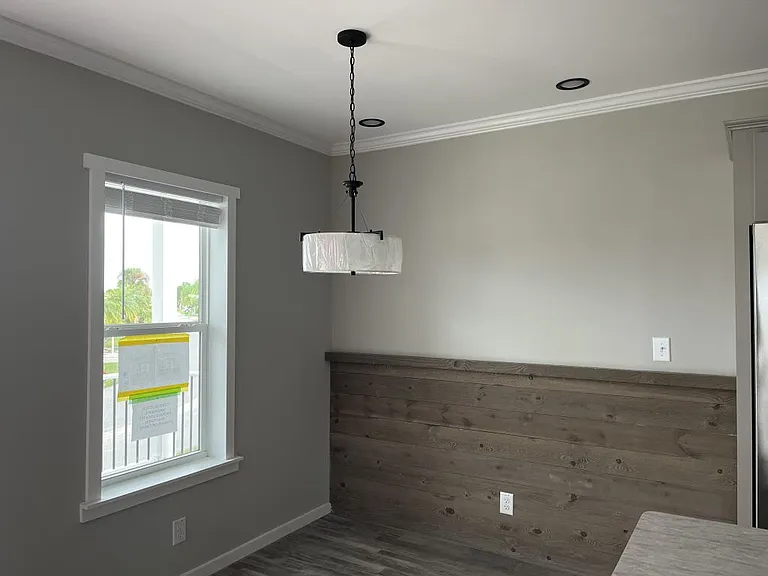 24300 Airport Rd #2 — Photo 5