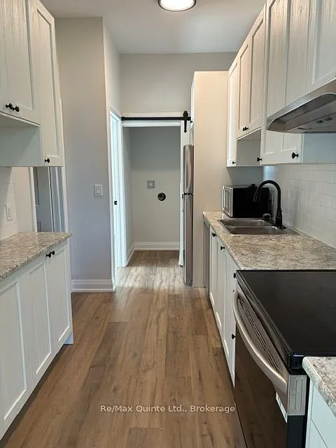 2 bed, $2,099 — Photo 4
