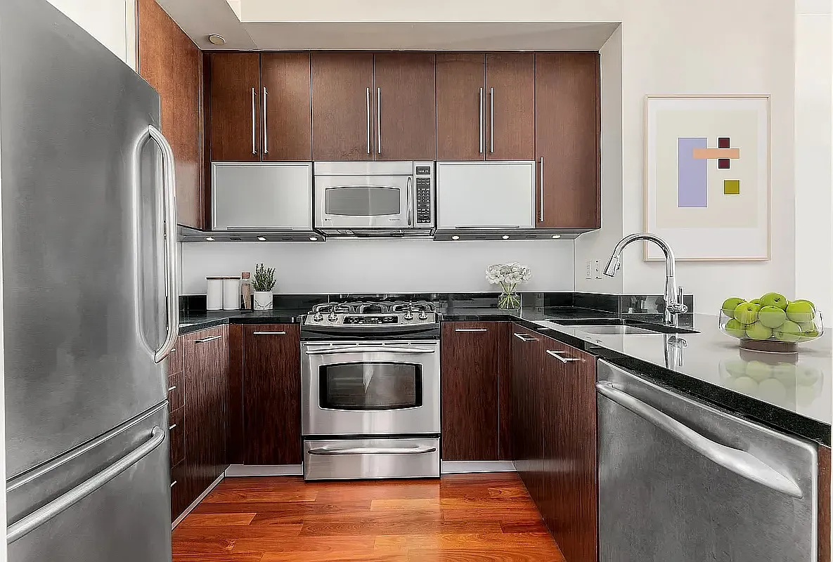 100 Jay Street — Photo 3