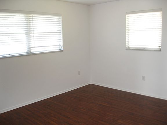 5th image of 510 S Grandview St