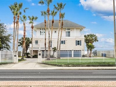 6043 Ennis Joslin Rd, Corpus Christi, TX, 78412