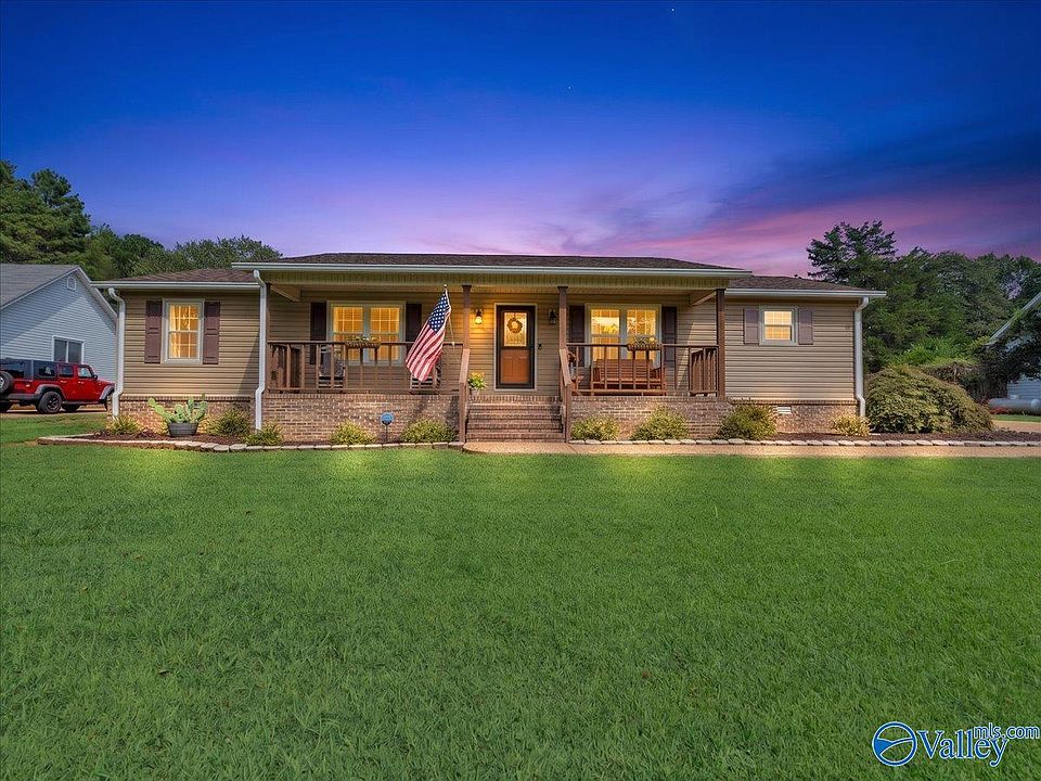 1st image of 18692 Sulphur Creek Dr N