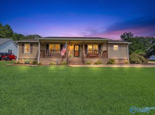18692 Sulphur Creek Dr N, Elkmont, AL 35620
