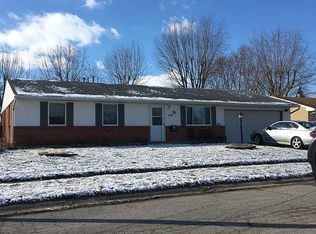 579 Cranwood Cir, New Lebanon, OH 45345