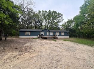 18743 Barnes Ln, Terrell, TX 75161