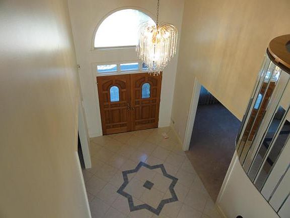 3rd image of 16 Winding Ln