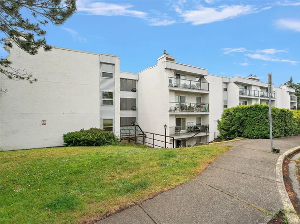 290 Regina Ave #211, Saanich, BC V8Z 6S6