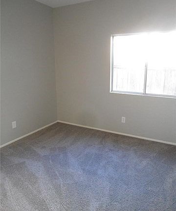 5th image of 14706 Ann Dr