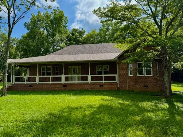 6604 Rock Creek Rd, Tullahoma, TN 37388
