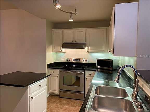 5th image of 501 Knights Run Ave APT 1322