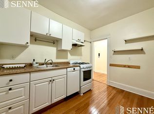 1697 Cambridge St APT 3, Cambridge, MA 02138