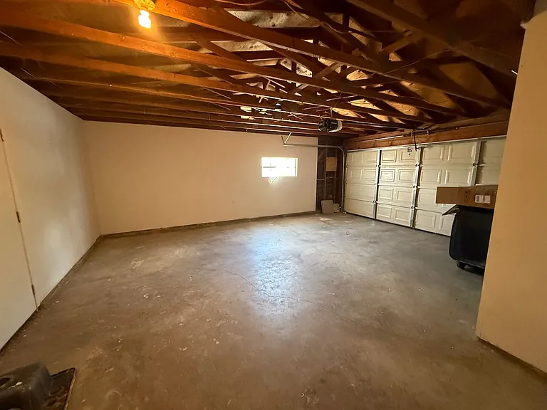15991 N Culver Rd — Photo 28