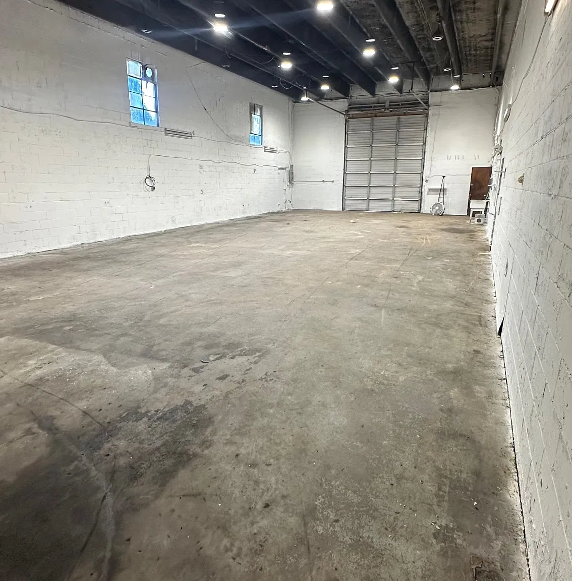 Studio, 2445 sqft, $2,000 — Photo 2