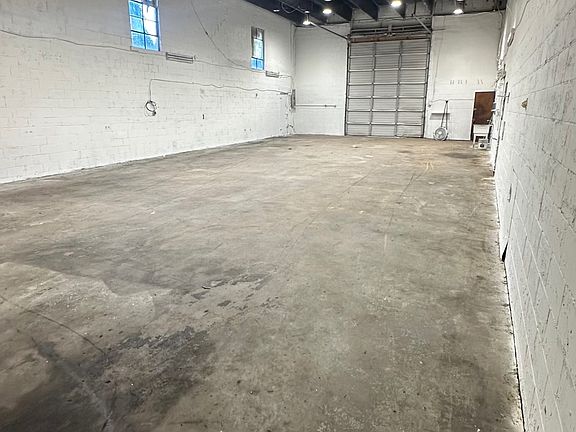 2nd image of 412 Pine Rd