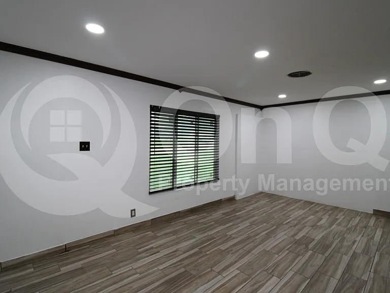 17 Macarthur Dr #A — Photo 11