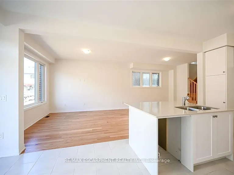 377 Provident Way — Photo 11