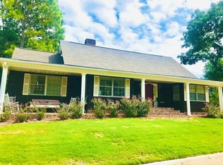 839 Fort Hill Dr, Vicksburg, MS 39183