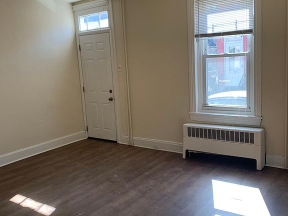 2nd image of 5359 Newhall St Floor 1
