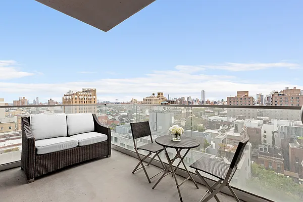 Sold by Compass | media 6