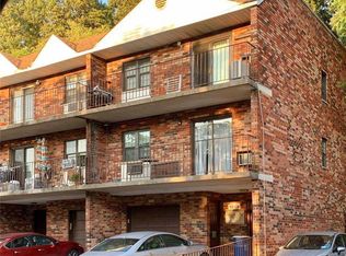 69-09 242nd St #42C, Little Neck, NY